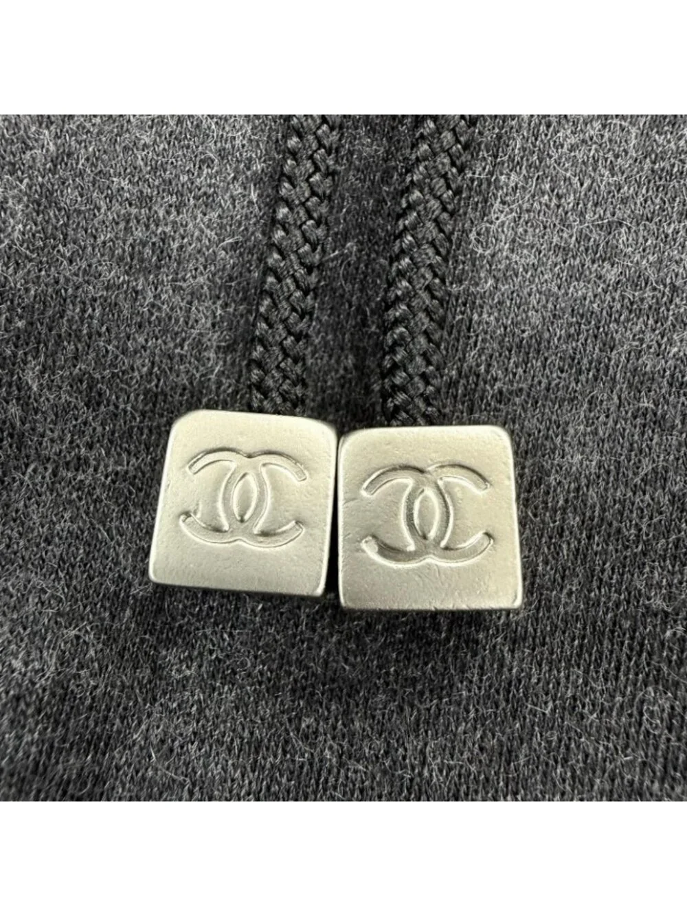 Chanel 02A Cotton Cashmere Blend 2-Way CC Logo Sweatpants Shorts Gray 42